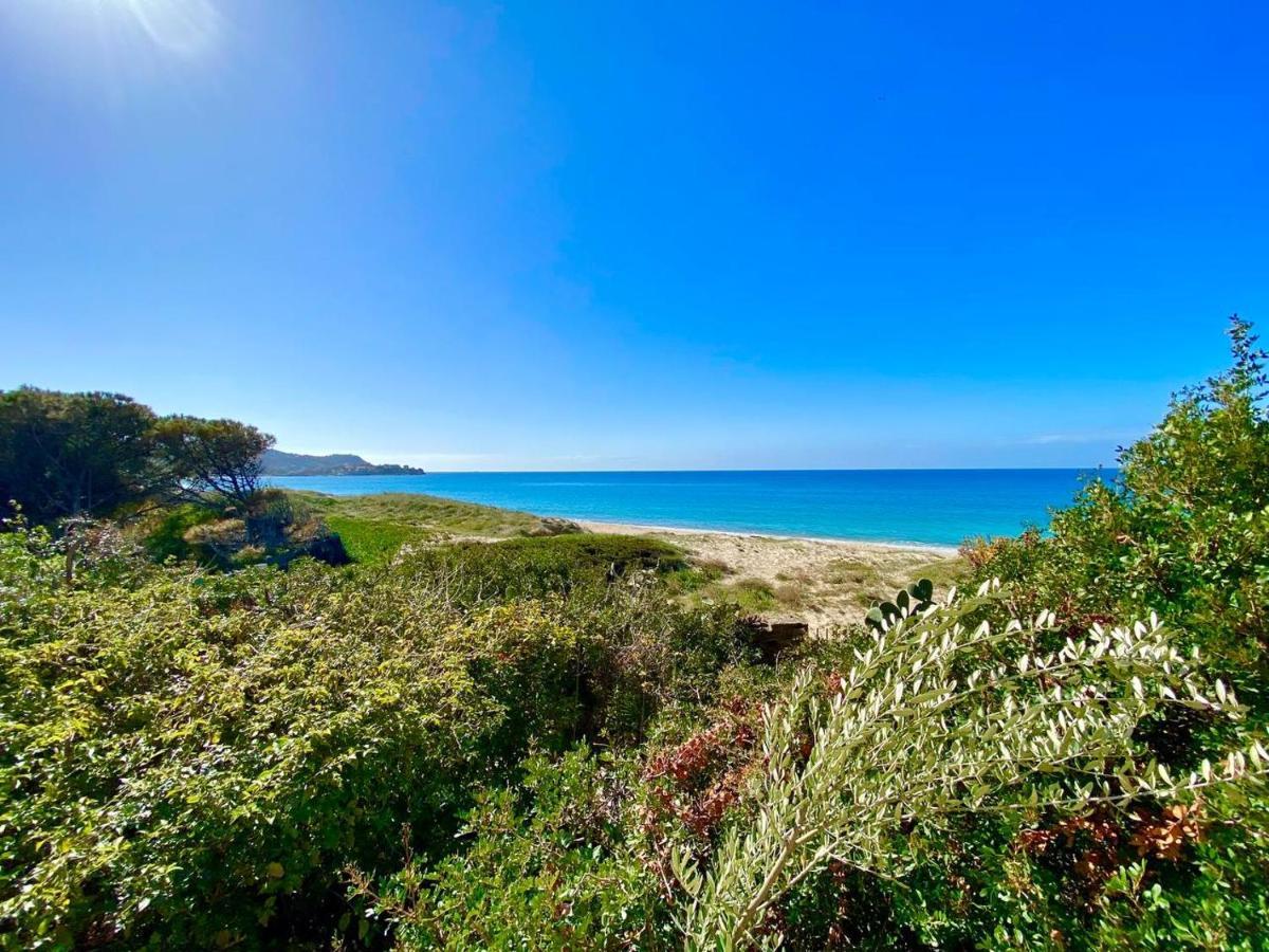 Apartamento Beachfront House Geremeas Sardegna Exterior foto