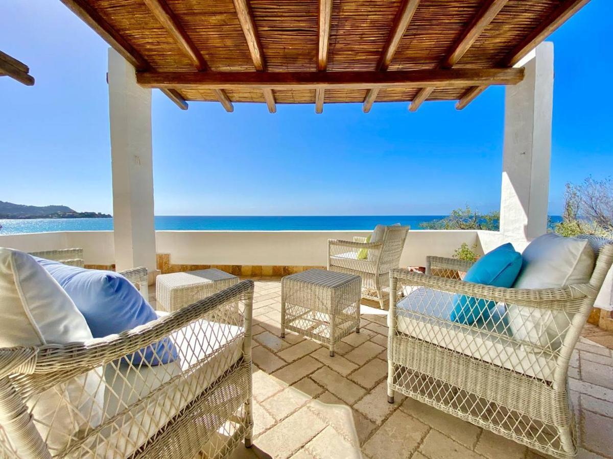 Apartamento Beachfront House Geremeas Sardegna Exterior foto